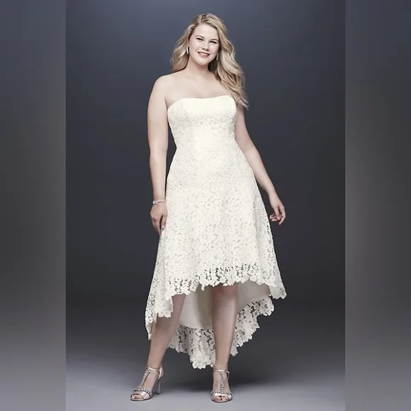 chinese dress ladies Polina Ivanova Atelier | Sarah in French corded lace